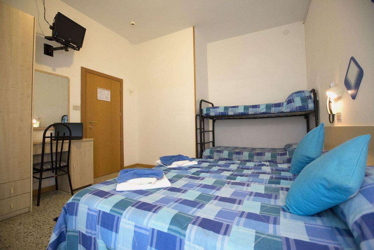 Hotel Tv Rimini Eksteriør billede