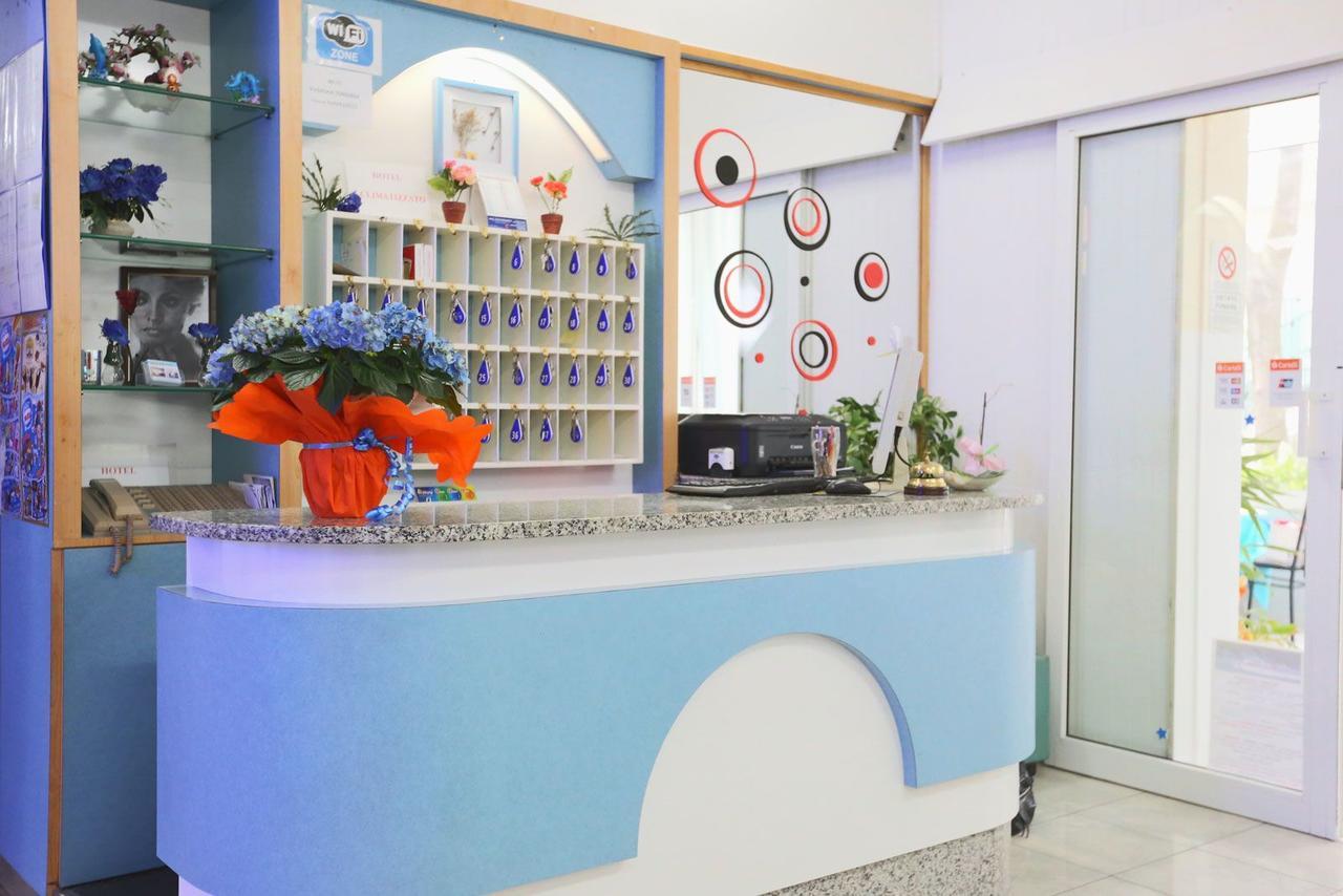 Hotel Tv Rimini Eksteriør billede