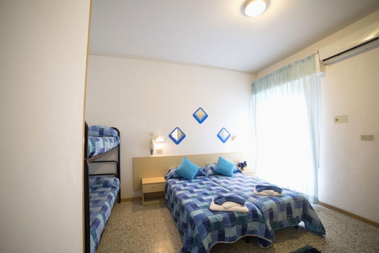 Hotel Tv Rimini Eksteriør billede